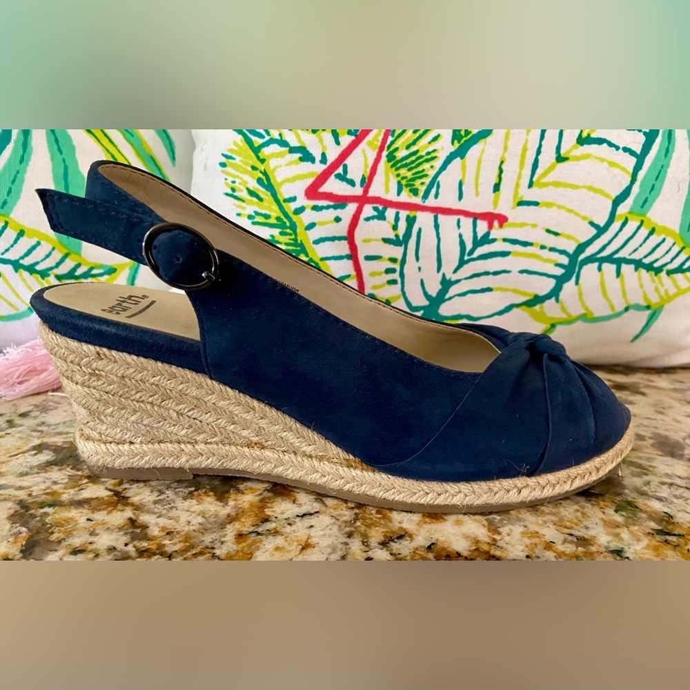Earth Thara Bermuda Slingback Espadrille Navy Blue Suede Sz 6.5 Suede Leather